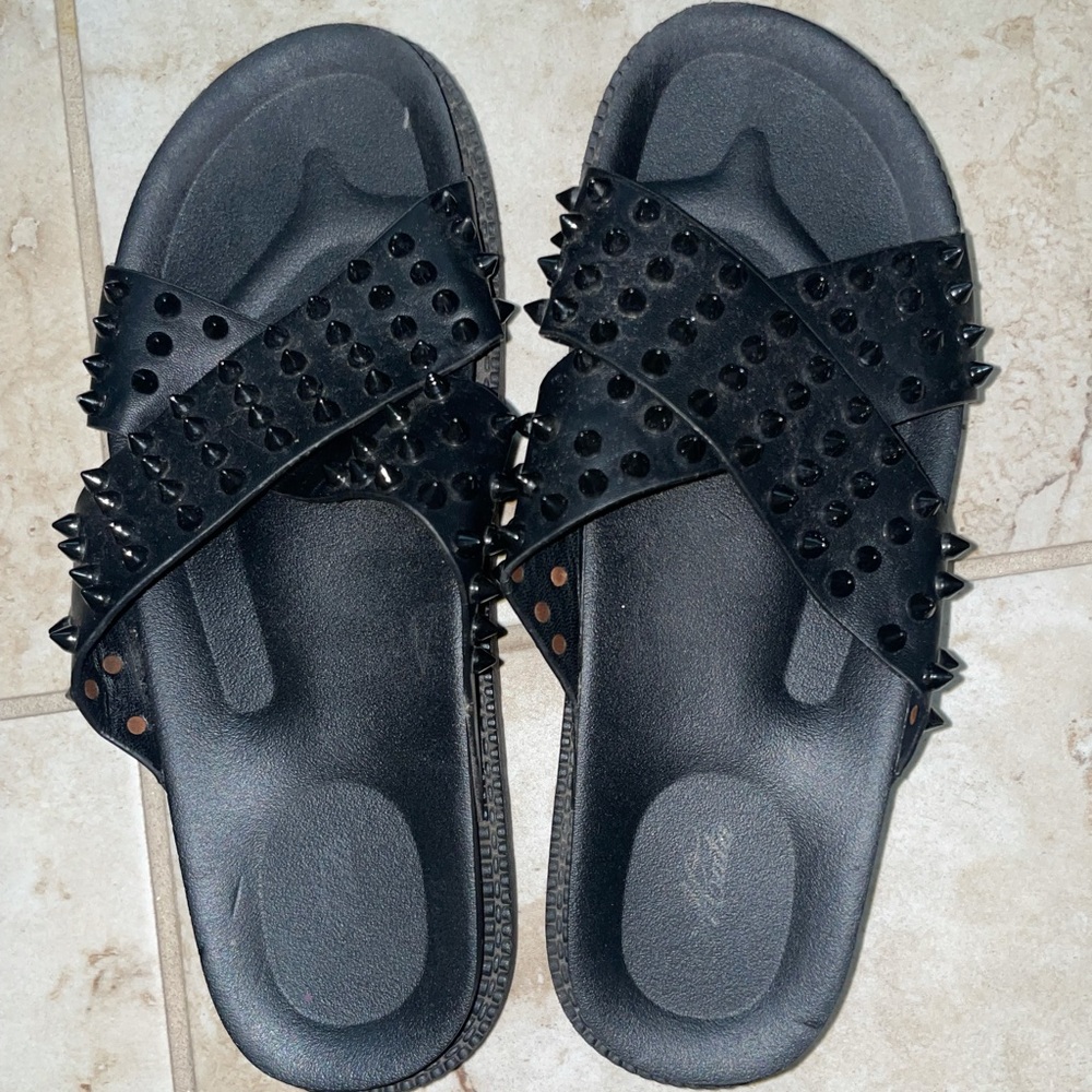 Black slides